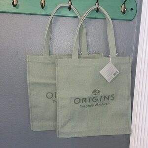 🎄NWT Olive Green Origins Canvas Bag